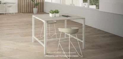 Immagine di Tavolo cm. 140x80 - altezza cm. 108,5
