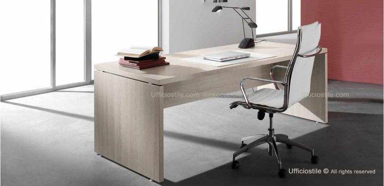 Immagine di Scrivania direzionale spessore 38 mm, rovere o noce stelvio