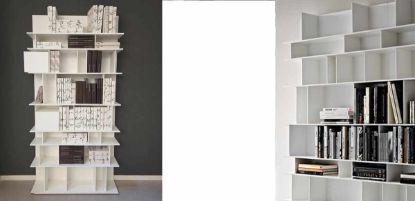 Libreria Wally bianca fine esposizione Cattelan, componibile, realizzata in MDF laccato bianco, con dimensioni cm 105 x 26 x 215 h e fissaggio a parete necessario.