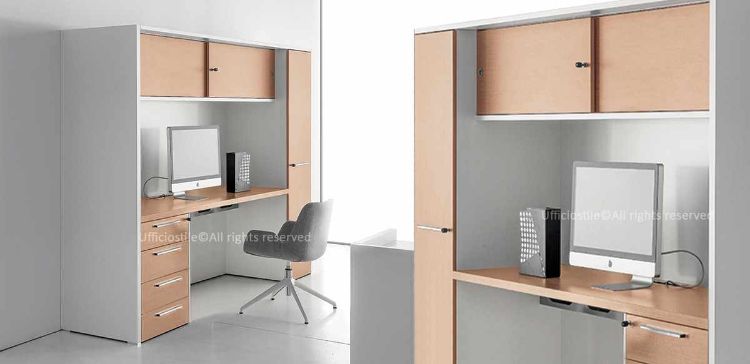 Contenitore multifunzione per ufficio Ufficiostile largo 250 cm, dotato di piano di lavoro spessore 38 mm con top access, ante scorrevoli e cassetti in melaminico con finiture personalizzabili, codice prodotto ITDV50017.