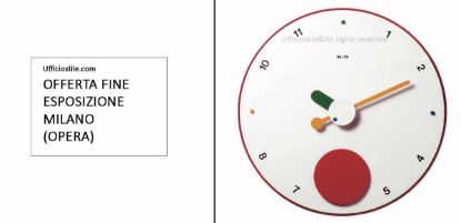 Orologio a pendolo da parete colore bianco con bordo rosso, diametro 45 cm e profondità 5,5 cm, soluzione Made in Italy fine esposizione per uffici, reception e ambienti professionali.