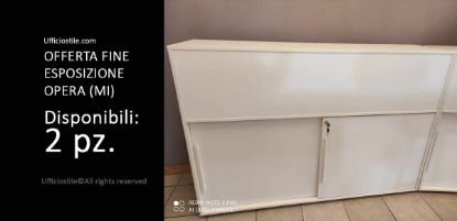 Mobile di servizio per bench da ufficio con parte fissa e due ante scorrevoli, finitura bianca, dimensioni 165x42x114 cm, soluzione Made in Italy fine esposizione per ambienti professionali.