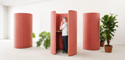 Immagine di Phone booth con piano appoggio