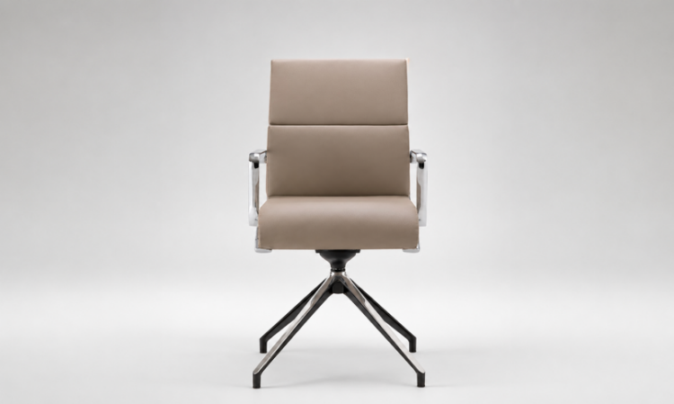 Seduta meeting con schienale basso, imbottitura in poliuretano espanso flessibile, base a 4 razze in alluminio lucido, piastra fissa, seduta girevole 360° e rivestimento tecnico Classe 1IM.