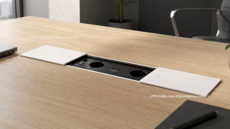 Picture of Desk In Slide