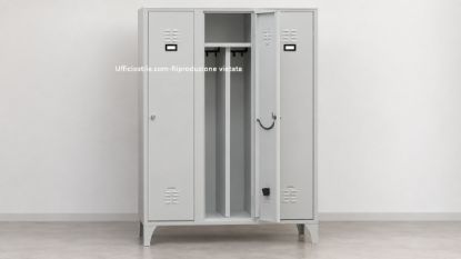 Immagine di Armadio spogliatoio 3 posti con tramezza.