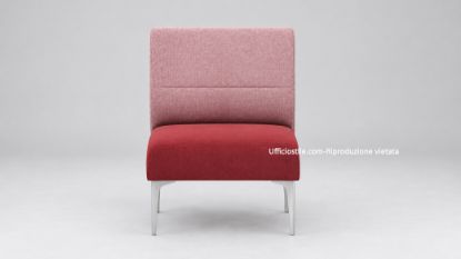 Seduta modulare da 60 cm con struttura interna in acciaio, imbottitura in poliuretano flessibile stampato a freddo Classe 1-IM, rivestimento in poliestere FR Trevira CS e dimensioni adatte a composizioni modulari per aree attesa, lounge e uffici professionali.