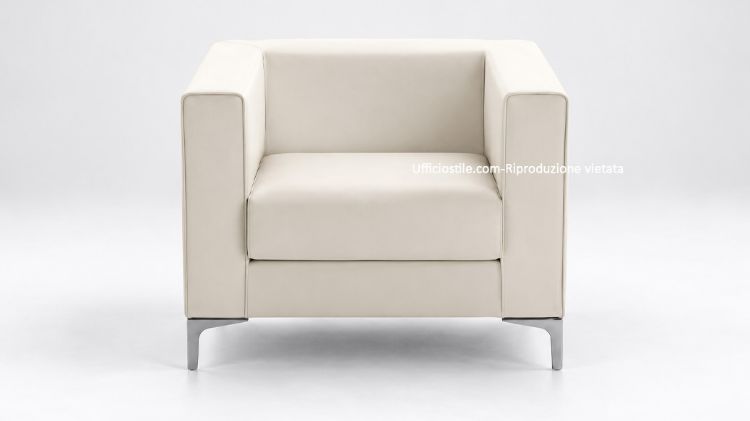 Poltrona attesa 1 posto con struttura quadrata cromata, imbottitura in resine espanse indeformabili a densità portante, rivestimento impermeabile resistente alla fiamma e certificazione Classe 1IM.