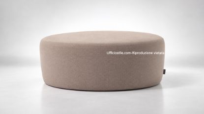 Pouf rotondo imbottito Ufficiostile con diametro 137 cm, interni in legno, piedini in polipropilene e rivestimento ignifugo in Trevira CS, codice prodotto ITDMCI08.