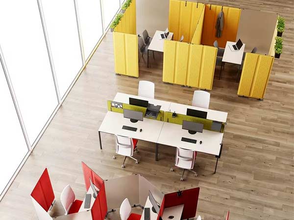 Soluzioni modulari di divisori acustici per uffici dinamici