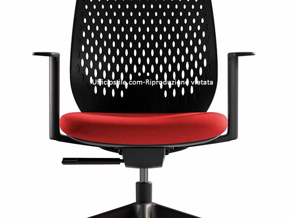 Meccanismo oscillante e synchro semplificato su seduta entry-level