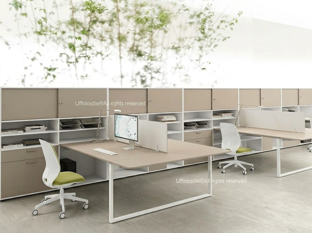 Piano di lavoro con finitura opaca anti-riflesso per ergonomia visiva