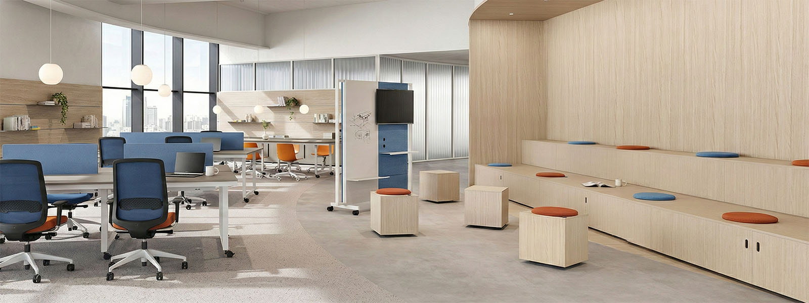 Spazio di socialità con pannelli fonoassorbenti e arredi modulari